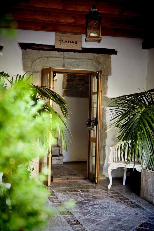 Abas Ristorante Pizzeria Affittacamere Ales Εξωτερικό φωτογραφία